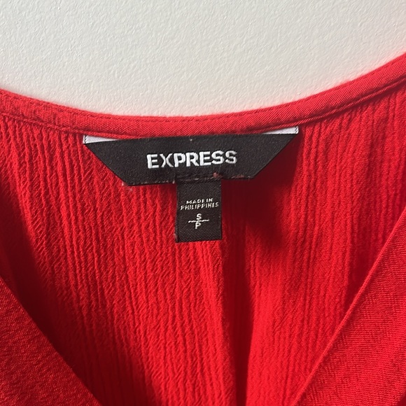 Red romper - Picture 3 of 3